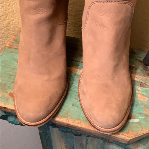 ALDO Suede Zip Boots 10 - Picture 6 of 10